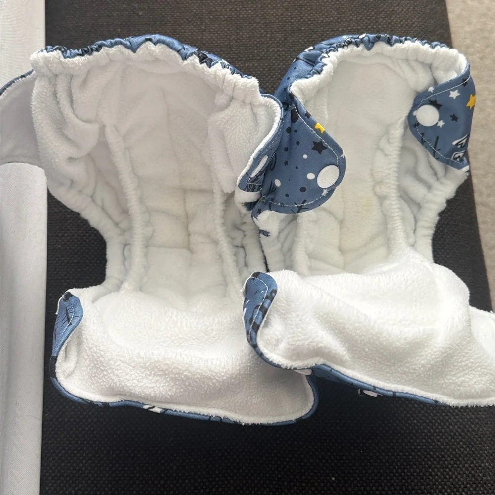 Newborn cloth diapers